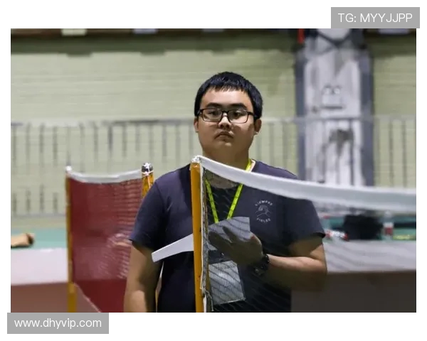 围绕华珠足球联赛参赛队伍的校园竞技与团结精神深度巡礼魅力展现